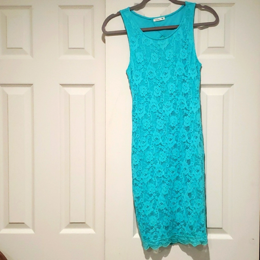 Blue lace knee-length dress